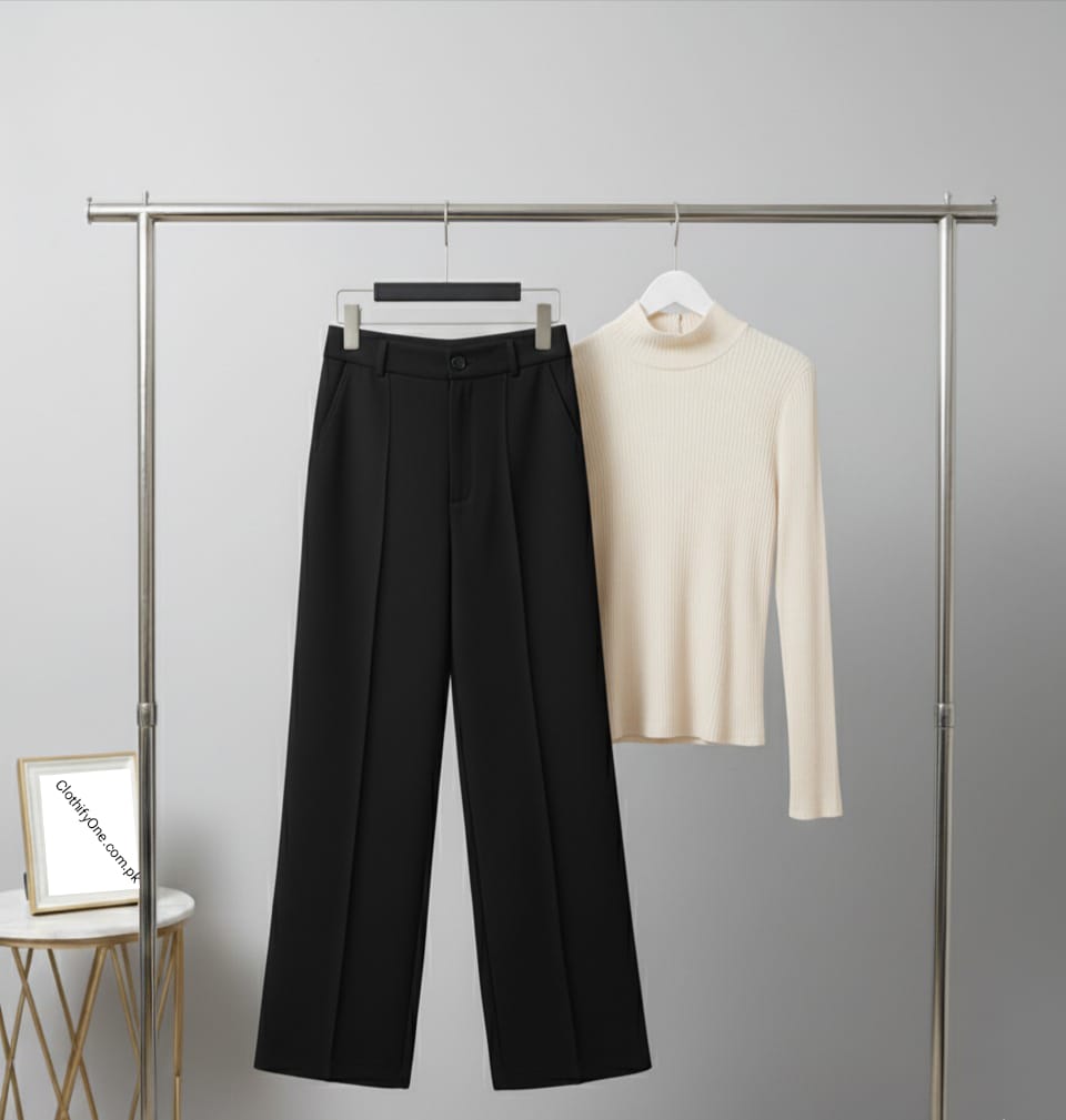 Beige High-neck & Black Flapper